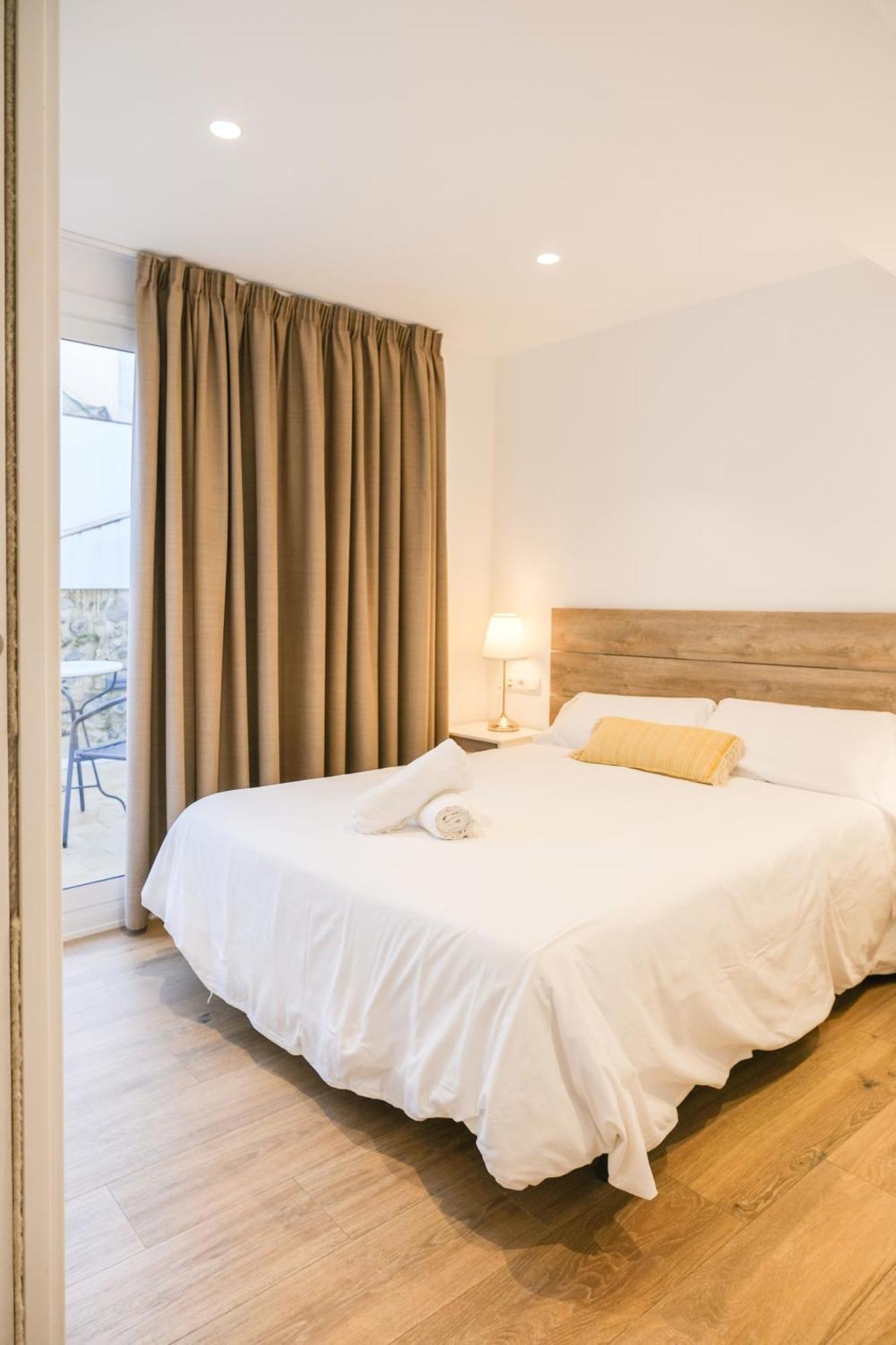 Ganganell Atic Apartamento Con Terraza En Besalú Zewnętrze zdjęcie